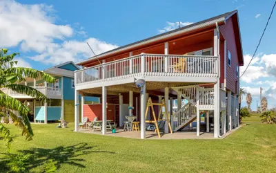 Coastal Cajun Getaway On The Beach