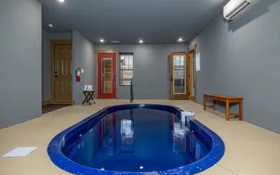 Mountain Sunrise Pool Chalet with Game Room