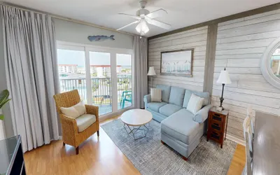 Seacrest 710 is 2 BR Top Floor Gulf Side unit - Beautifully decorated