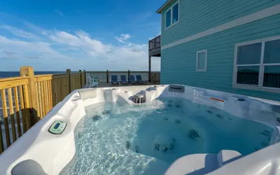 Moasis - Once in a Lifetime views - 3 master suites - room for everyone!  Make Memories at Moasis!