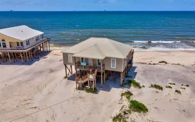 Off The Hook - Very private lot with amazing gulf views perfect for your family beach vacation