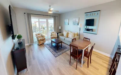 Recently renovated 2 bedroom Short walk to the beach