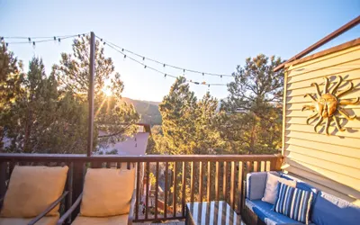 Huge Retreat with Mountain Views, Pool, Game Room, 2 Balconies, 2 Kitchens, 3367 Sq. feet - Sleeps 17!