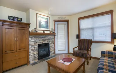 3304 - One Bedroom + Den Standard Powderhorn Lodge