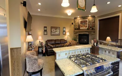 Black Bear #35 - PET FRIENDLY! SKI-IN/SKI-OUT!