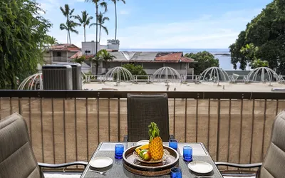 Kona Plaza#202