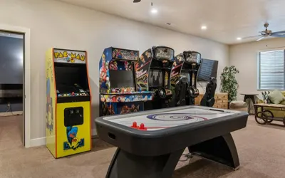 Awesome Arcade House #13