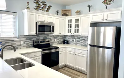 Beachgate Condo Suites and Hotel 332