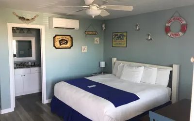 Beachgate Condo Suites and Hotel 233