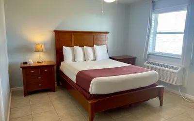 Beachgate Condo Suites and Hotel 527a+527b