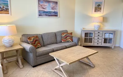 Beachgate Condo Suites and Hotel 533