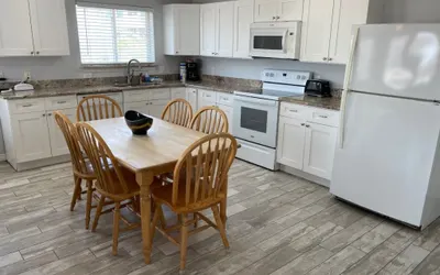 Beachgate Condo Suites and Hotel 217+219