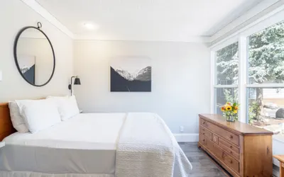 Mountainside Inn 408