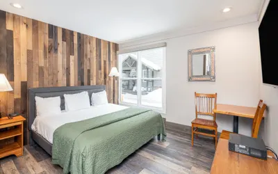 Mountainside Inn 208