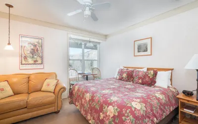 Mountainside Inn 121