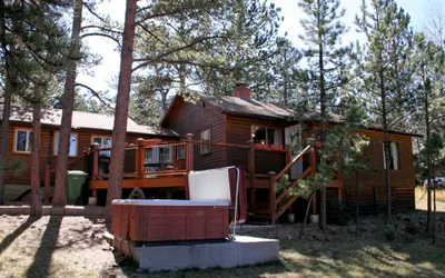 Mountain Pine Cabin