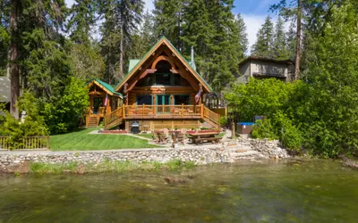 Moosehead Lodge