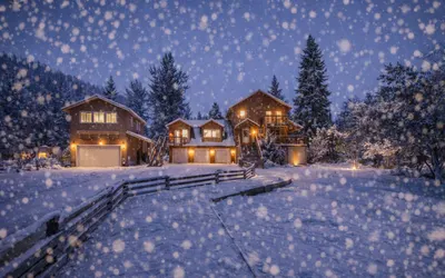 Riverwood Lodge | Riverside Gathering | Game Room | Yard |Hot Tub