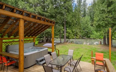 Chiwawa River Chalet