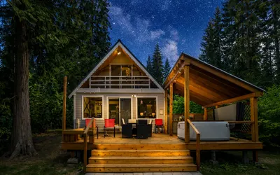 Chiwawa River Chalet | Riverfront Relaxation | Hot tub