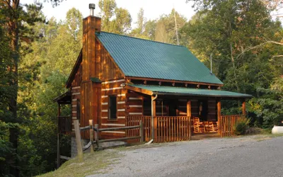 Mountain Lake Getaway