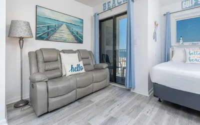 Royal Gulf Beach & Racquet Club 5302