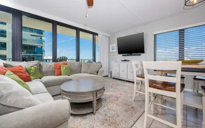 Island Winds East 311