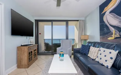 Island Winds West 579