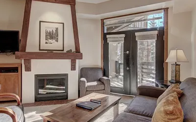 Cirque 1 Bedroom + Den Condo #108