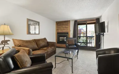 Foxpine 1 Bedroom Condo #205/207