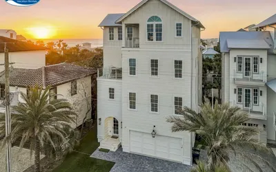 Gulf Views & Private Pool Close to Seaside | 7BR/7.5BTH