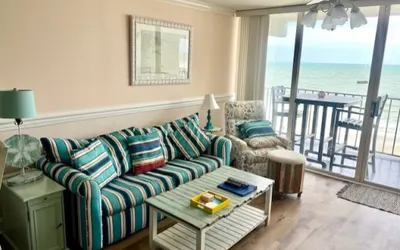 ROYAL GARDEN RESORT 401