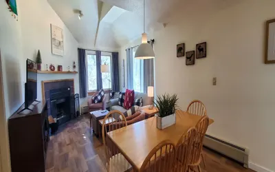 Woods Village 43