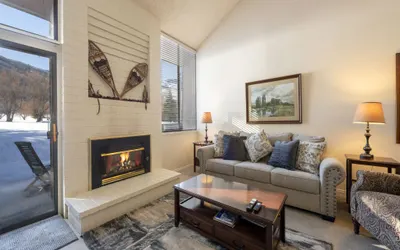 Park Avenue 251