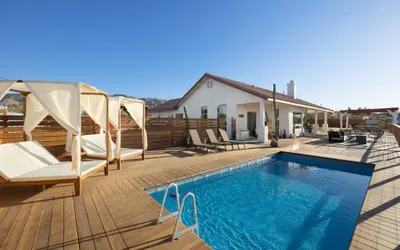 Rancho Nopales JT - Pool, Hot Tub, Hammocks, Fast Wifi + Views!