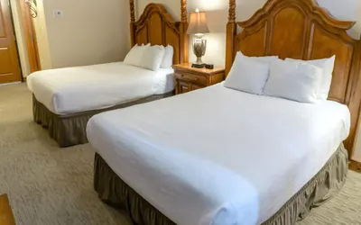 Villa 2029 2 Queen Beds - 1 Bedroom 1 Bath No Kitchen