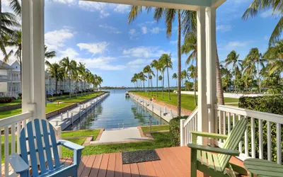 Waterfront luxury Villa (29) with sunset views and boat slip