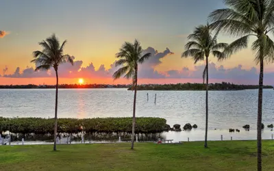 Waterfront luxury Villa (59) with sunset views and boat slip