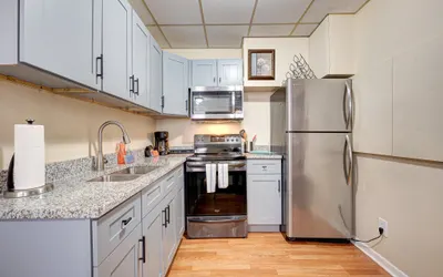 Newly Renovated Studio in the Heart of Pilsen