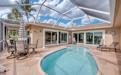 Sandcastles of Marco Island Waterfront Private Pool