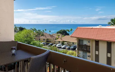 Kona Mansions#225