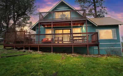 Hummingbird Haven - Charming Ruidoso Retreat