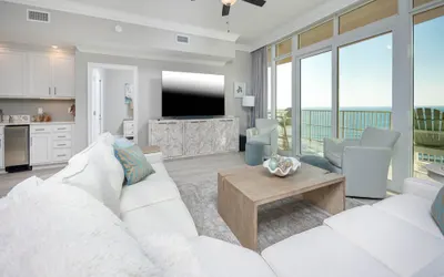 Phoenix Gulf Towers 1605