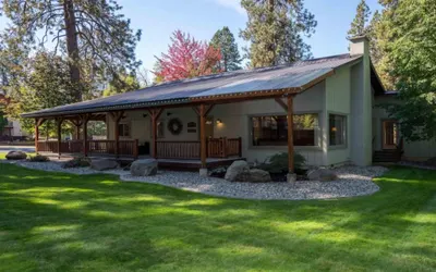 Riverside Cabin