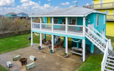 Sea Level Beach Cabin