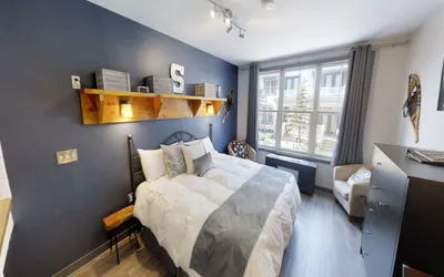 Expedition Station #111 - Brigham Junior Studio Condo (One King Bed)