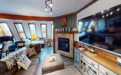 Delightful 2BR Leatherbark Condo