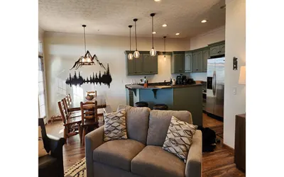 Black Bear Crossing #02 - Brigham Five Bedroom Townhouse