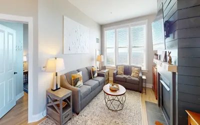 Playful 2BR Mountain Retreat in Seneca