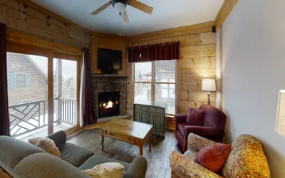 Just steps to the slopes - 4BR at Timbers!